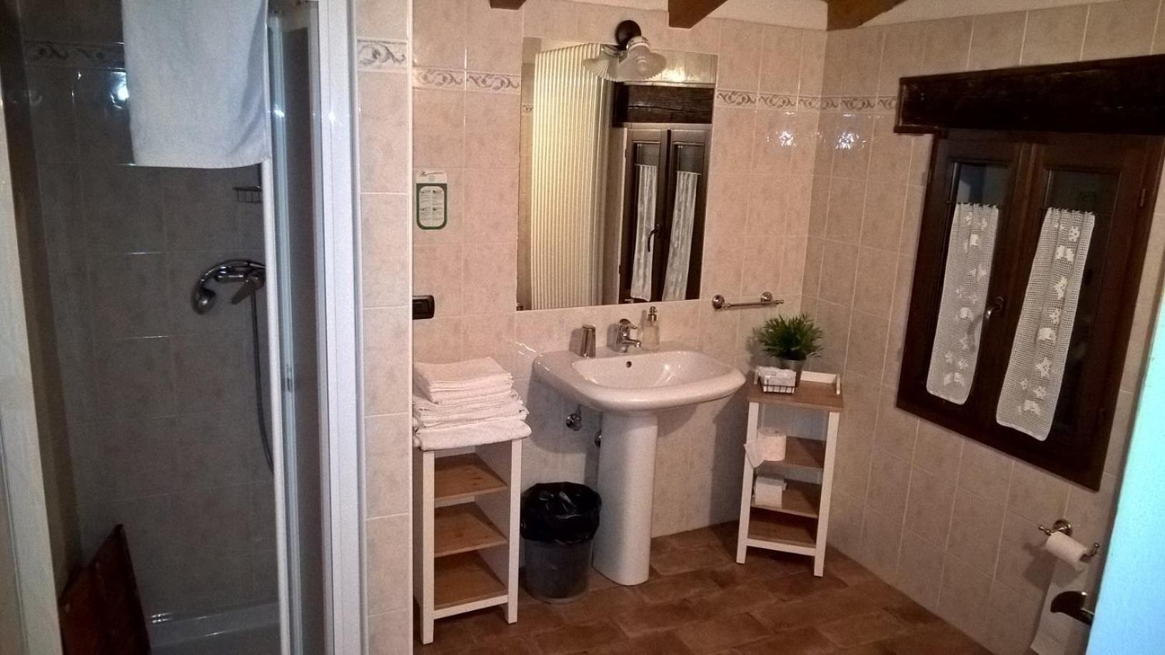 La Piana Dei Castagni Villa Castel d'Aiano Room photo